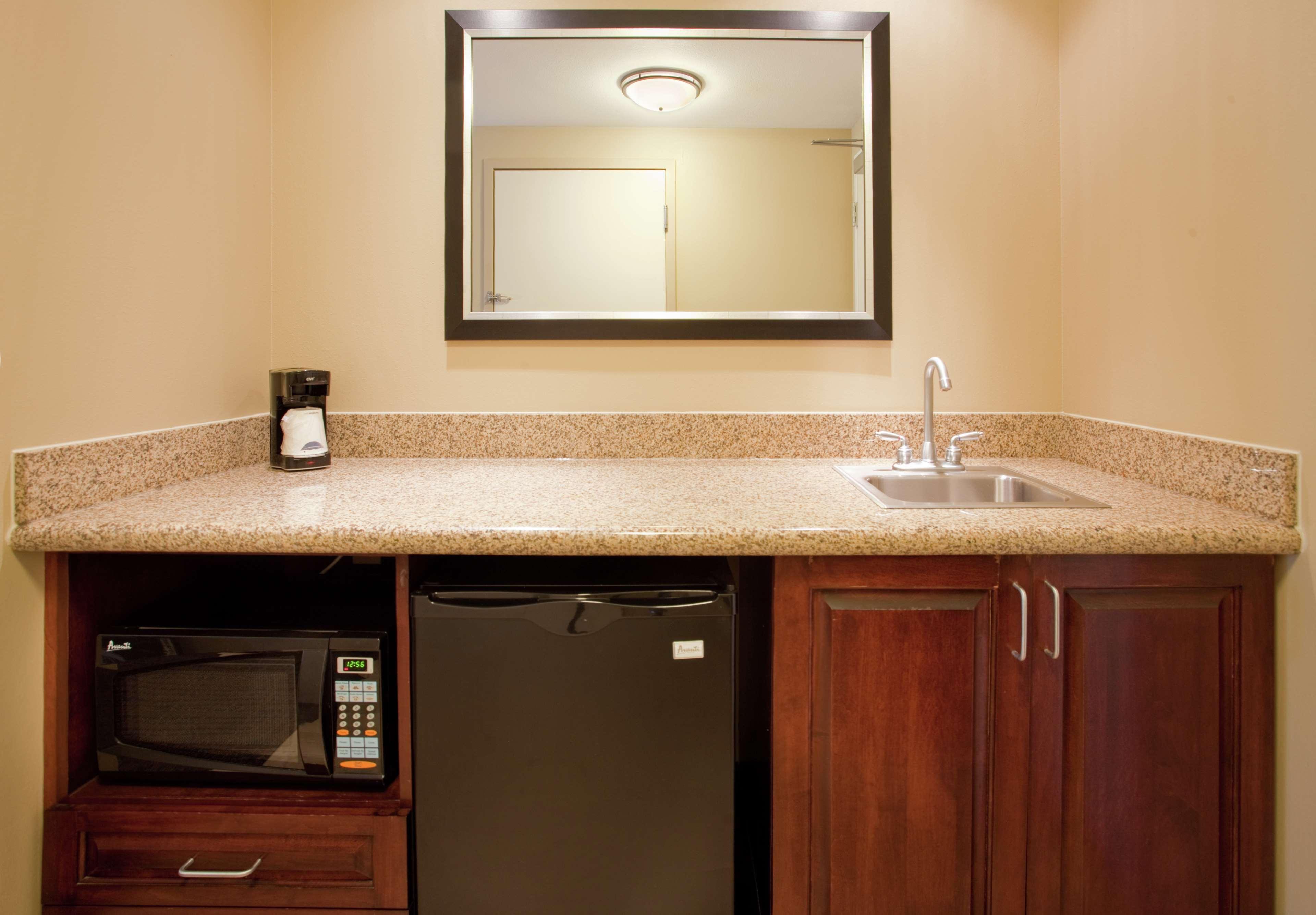 Hampton Inn & Suites Omaha Southwest-La Vista Exterior photo