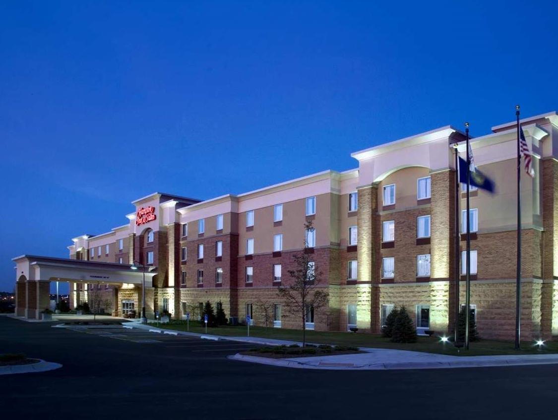Hampton Inn & Suites Omaha Southwest-La Vista Exterior photo