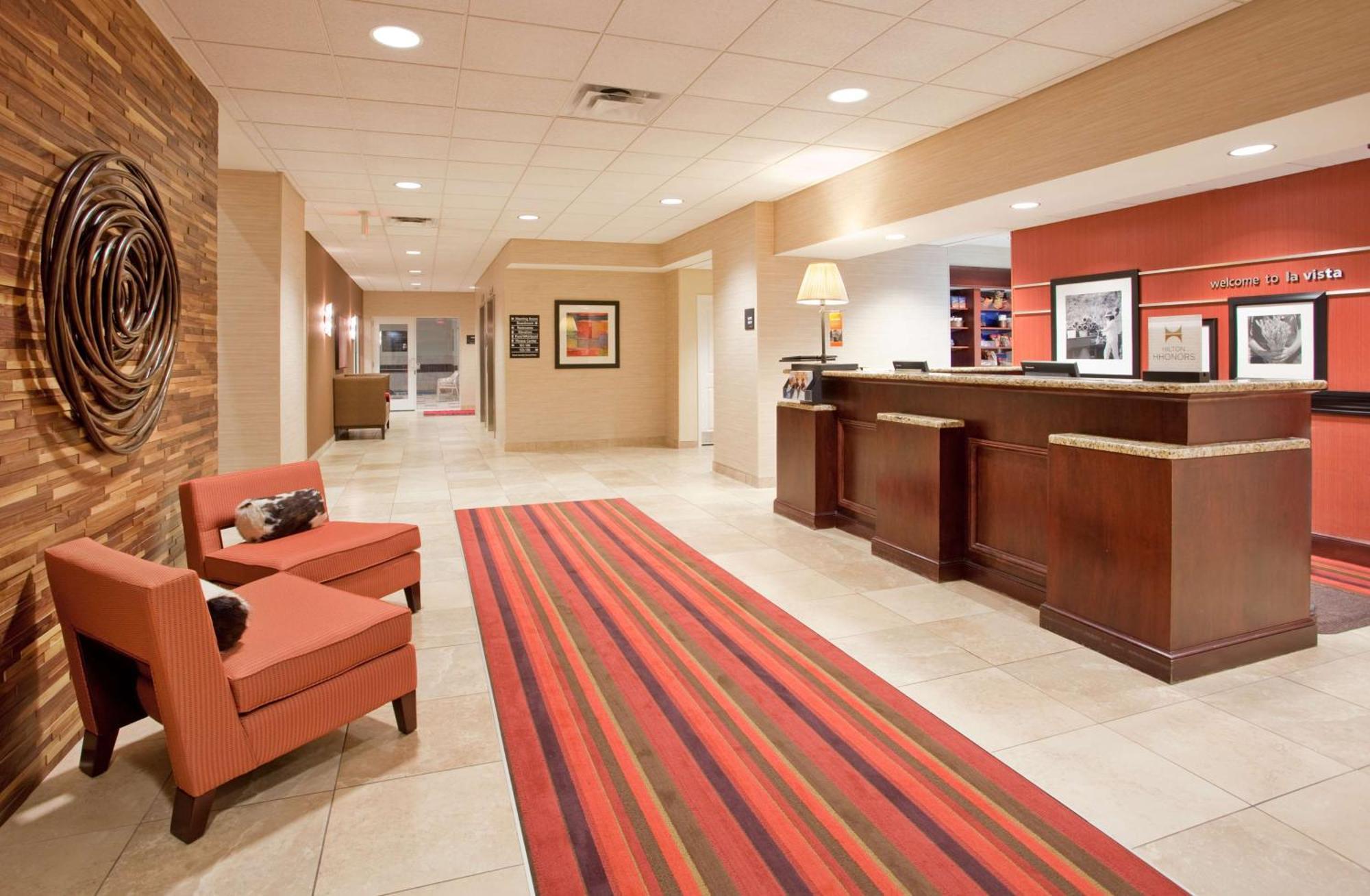 Hampton Inn & Suites Omaha Southwest-La Vista Exterior photo